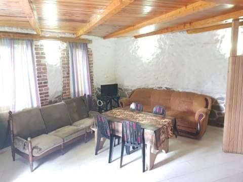 Old House Hotel Урекі Екстер'єр фото